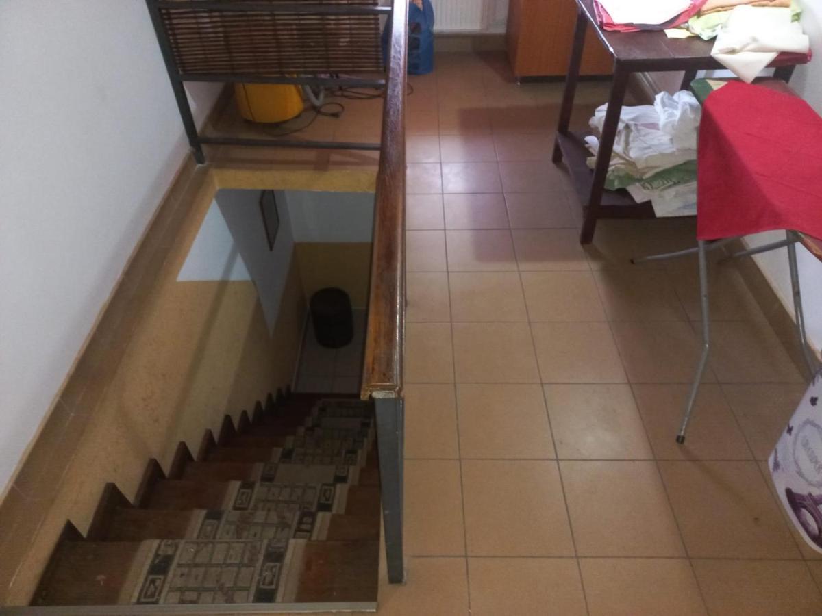 Double Room With Private Bathroom By Osteria Constantino Targoviste Esterno foto